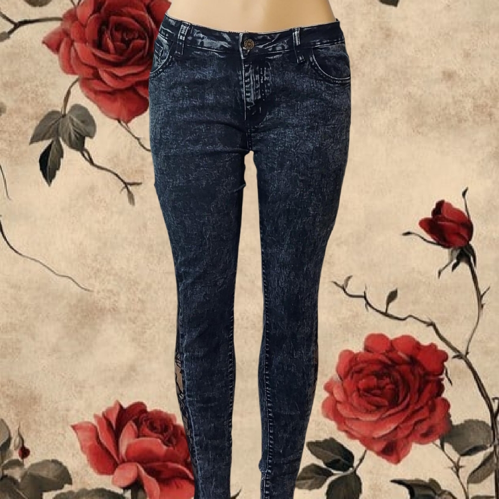 Skinny jeans